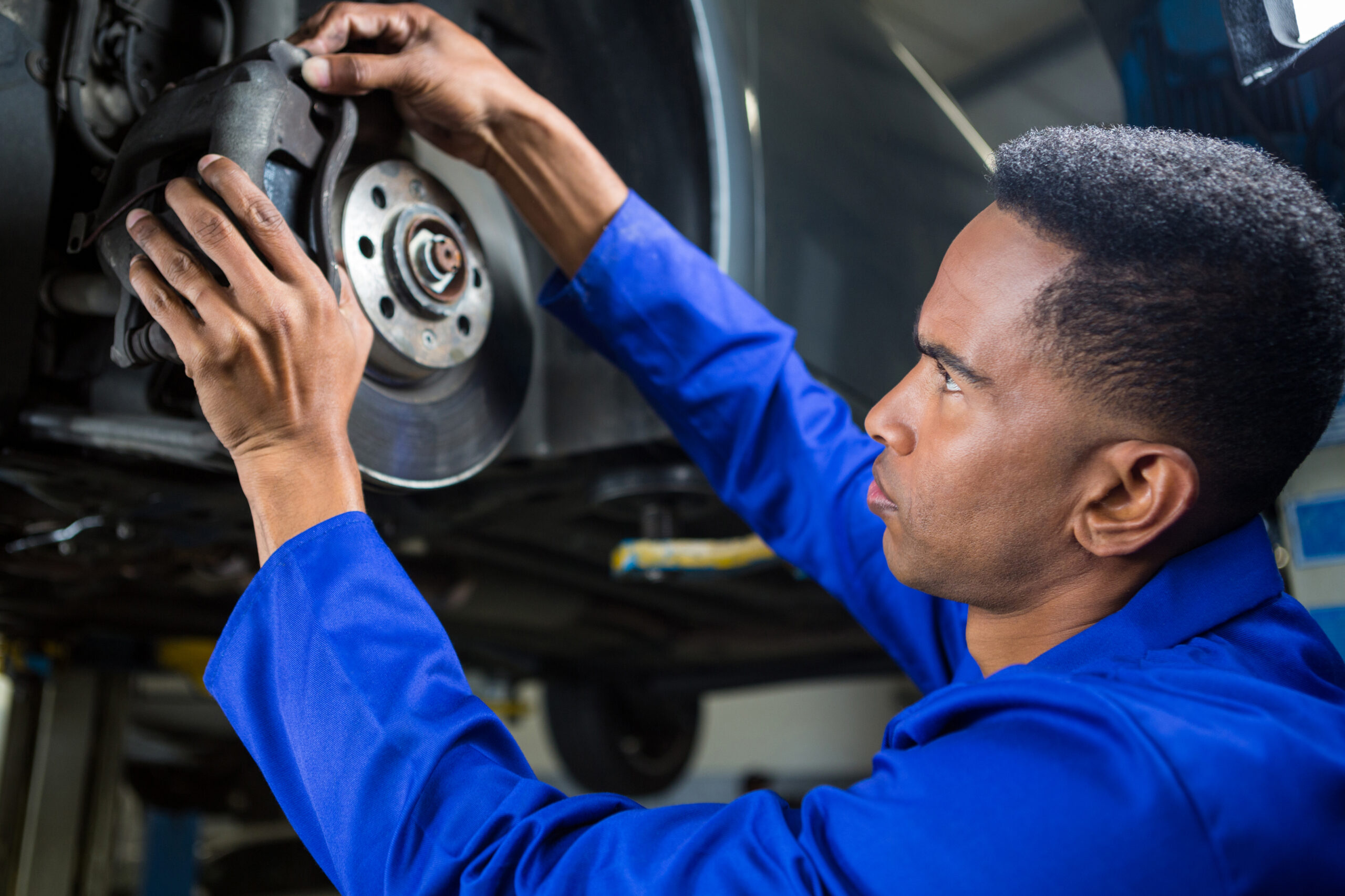 5 Signs You Need Urgent Car Brake Repair in Dubai